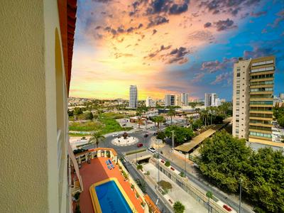 Apolo 5 central near restaurants 150 meter from beach