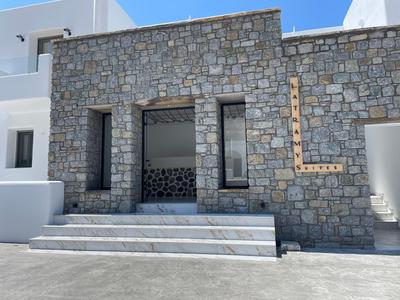 Latramys Suites