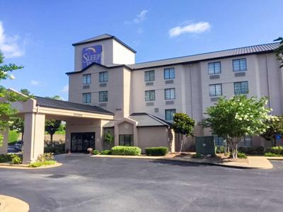 Sleep Inn & Suites Near Columbus - State University Area