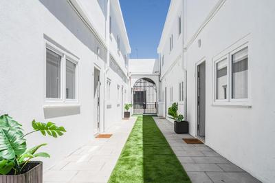 Campolide Duplex Apartments