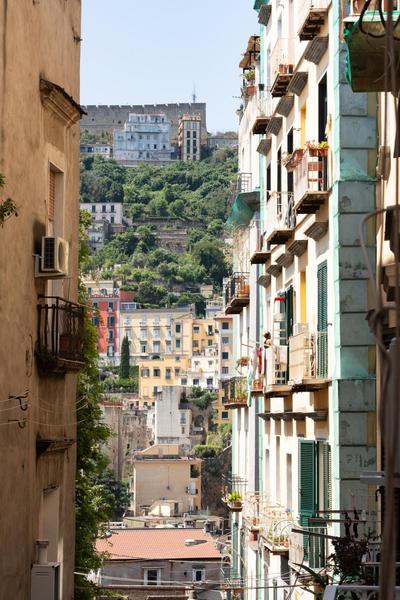 Home Smart Rent Appartamento nei pressi di Via Toledo 2 camere da letto