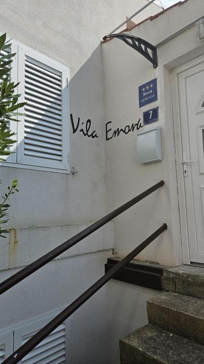 Vila Emona