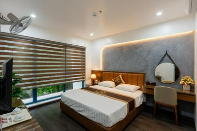 Hoa Nam Hotel Vạn Phúc