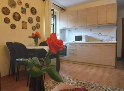 Cozy apartment, near US Embassy!