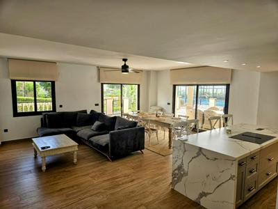 Luxury 3 bed apartment Marina de la Duquesa, huge terrace pool views, 500 meters to Beach