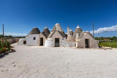 Brunaldi Trulli by Perle di Puglia