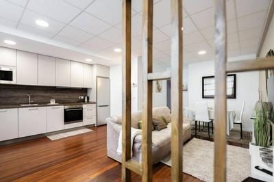 Confortable y luminoso alojamiento exterior en San Sebastián