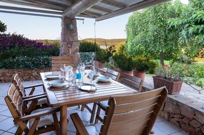 Villa Costa Smeralda Golfo di Marinella AC e WiFi