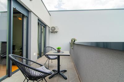 Flexible SelfCheckIns 93 - Zagreb - Garage - Balcony - Bedroom