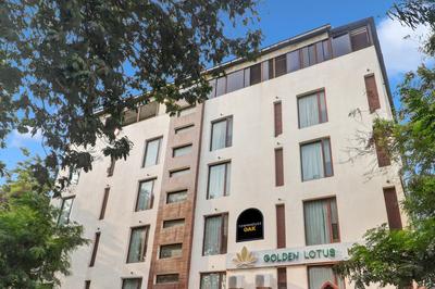 Hotel O OAK Whiteridge near L.V Prasad & Basava Tharakam hospital Banjara Hills