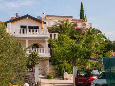 Villa Clematis