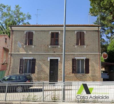 Casa Adelaide vicino al mare,uscita Ancona Sud