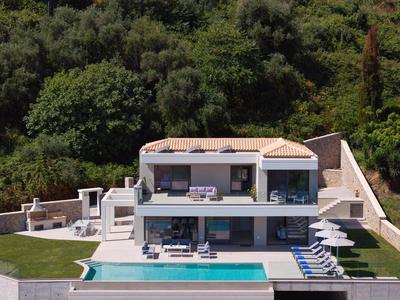 Villa Antonis