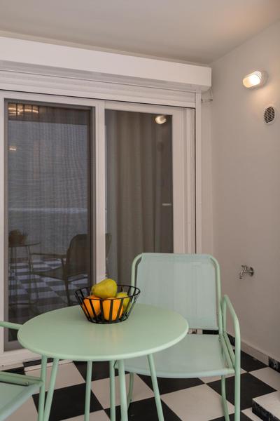 Color Bliss Pagrati Apartment