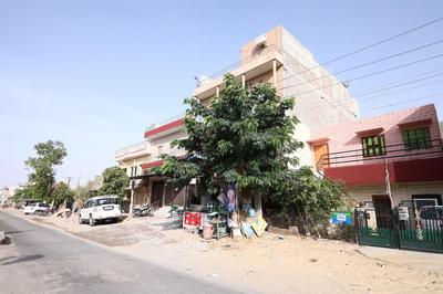 Suraj Hotel & Restaurant