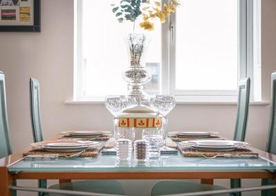 Stylish Design 2BR-7min Oxford P&R 14min Blenheim