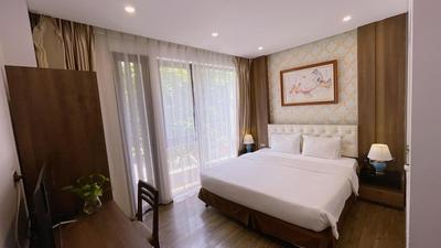 Khách Sạn New Century