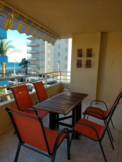 Apartamento a pie de playa