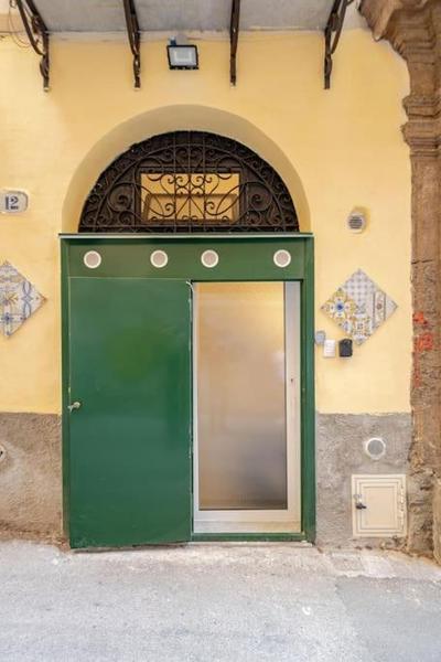Palermo home cathedral apartment