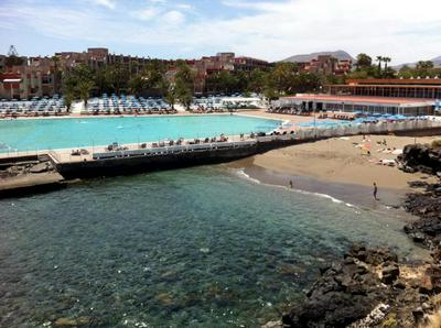 COMFORTABLE APARTMENT ON THE 1st SEA LINE IN THE SOUTH OF TENERIFE