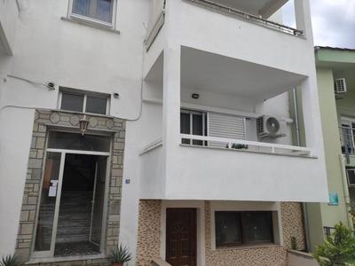 Eleni House