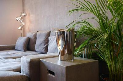 Stunning High-End 2 bedroom condo near City Center