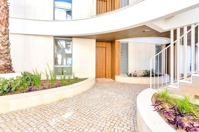 Beachside retreat In Elviria, near all amenities!