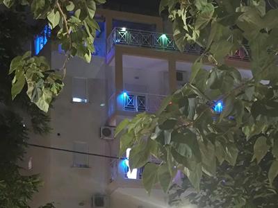 Gk Suites-Constantin view , auto check-in 24h