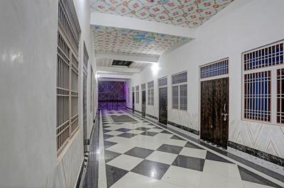 Hotel O Om Shiv Sai Hotel & Restaurant