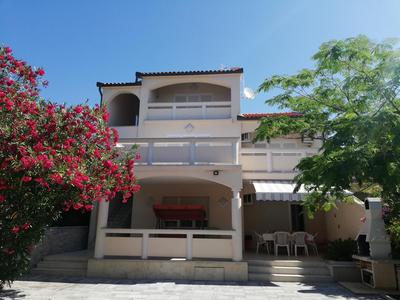 Apartmani CRYSTAL Vir