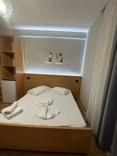 Zina Rooms 1 minute away from the beach