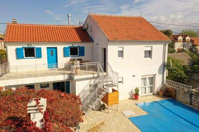 Skradin villa et studio