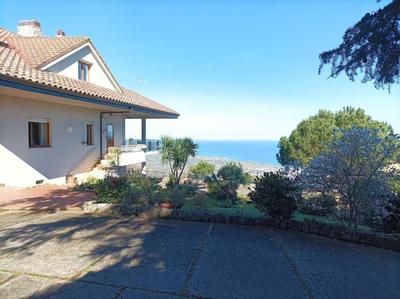 Casa di Tota - Villa con giardino vista mare