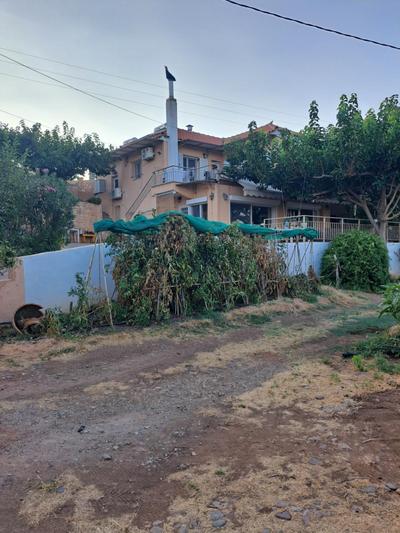 Christina's house TROCHALIA