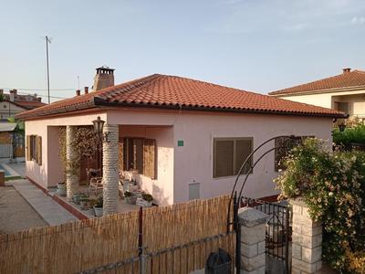 Holiday House Memi