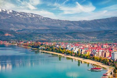 2BR Lakeside Harmony & Balcony - Pogradec, Lake Ohrid
