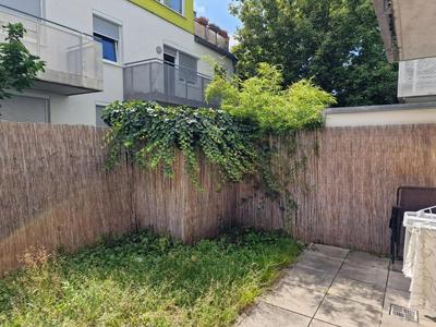 Vienna Danube Garden Apartment 22