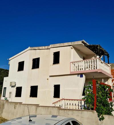 Apartment Almare