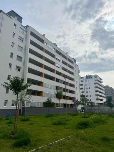 Lux Hill Skyline - Free Private PARKING