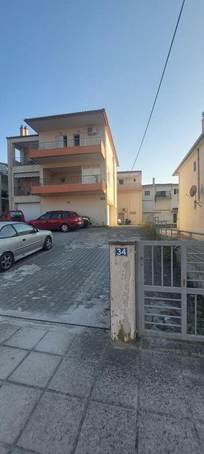 Diana's Cozy 10 Studio