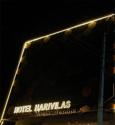 Hotel Harivilas