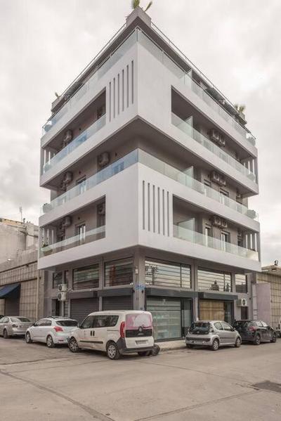 Urban & Spacious Apartment