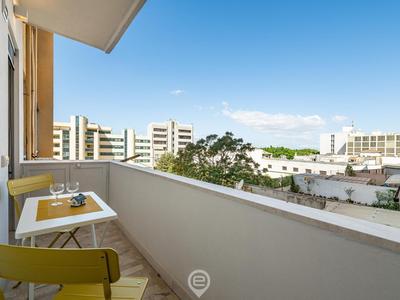 Modern Mameli Apartment