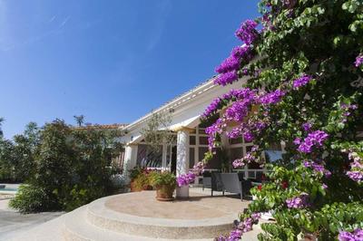 Villa mit Garten und Pool für die ganze Familie