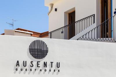 Ausèntu Guest House
