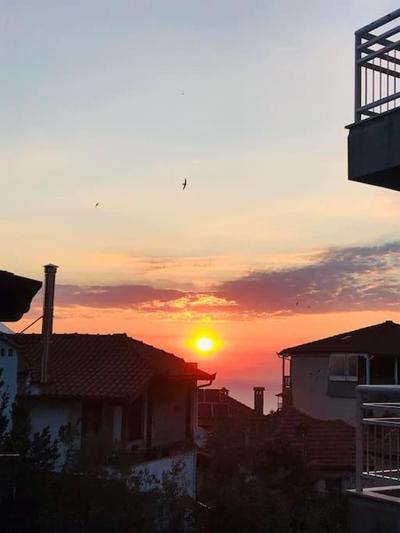 Olympus View - Valentina