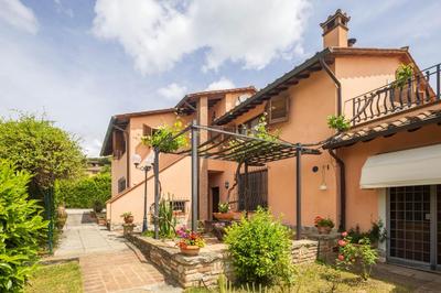 Villa delle Rose by VacaVilla