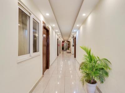 Townhouse Club Hotel & Rooftop-Cafe