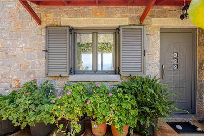 Aurora Spinalonga Garden Cottage