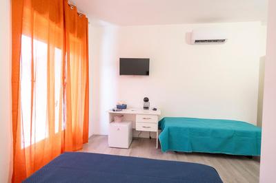 Prestige House 7